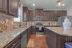 558 Hideaway Dr, Jonesboro, GA 30238 - Photo 10