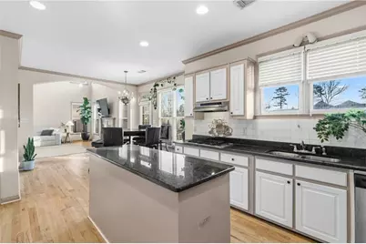 991 Bay Pointe Way SW, Lilburn, GA 30047 - Photo 16