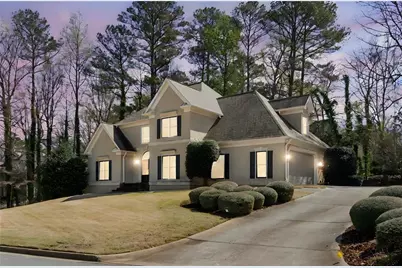 1480 Chinook Court SW, Lilburn, GA 30047 - Photo 4