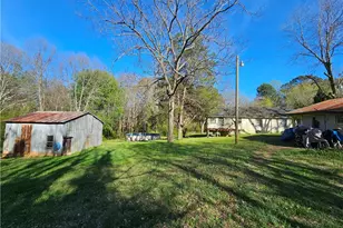 129 Brady St, Toccoa, GA 30577 - Photo 12