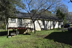 129 Brady St, Toccoa, GA 30577 - Photo 1