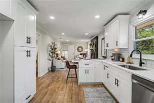 8832 Twin Oaks Dr, Jonesboro, GA 30236 - Photo 8