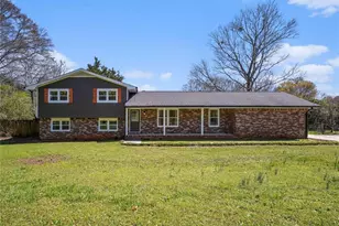 8832 Twin Oaks Dr, Jonesboro, GA 30236 - Photo 1