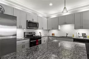 460 Village Creek Dr, Atlanta, GA 30354 - Photo 6