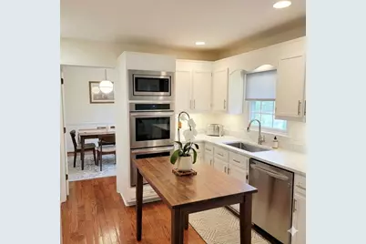 9870 Robinwood Lane, Roswell, GA 30075 - Photo 6