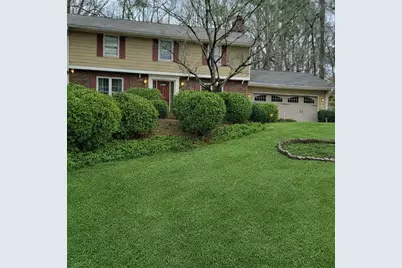 9870 Robinwood Lane, Roswell, GA 30075 - Photo 1