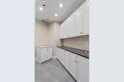 3376 Peachtree Road NE #35A, Atlanta, GA 30326 - Photo 12