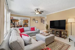 5769 Fairington Farms Ct, Lithonia, GA 30038 - Photo 8