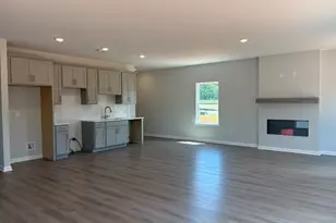 211 Atlas Ln, Winder, GA 30680 - Photo 4