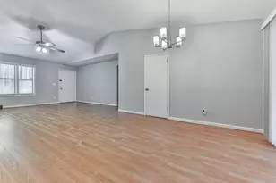 5506 Vaughn Rd, Woodstock, GA 30188 - Photo 14