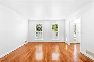 450 Shay Lind Ct SW, Lilburn, GA 30047 - Photo 8