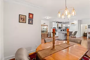 341 Villa Park Cir, Stone Mountain, GA 30087 - Photo 10