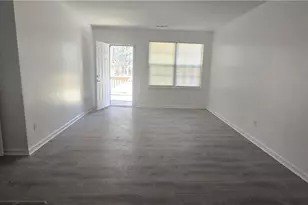4951 Larkspur Ln, Atlanta, GA 30349 - Photo 4