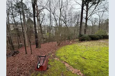 1105 Hunters Glen Drive, Woodstock, GA 30189 - Photo 8