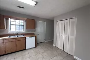 502 Oakwood Ct, Woodstock, GA 30188 - Photo 8