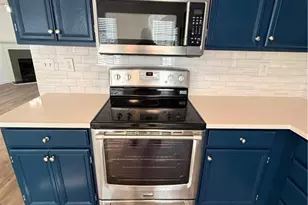 3859 Meadow Creek Dr, Peachtree Corners, GA 30092 - Photo 4