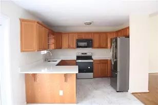 3755 Fern Creek Dr, Flowery Branch, GA 30542 - Photo 4