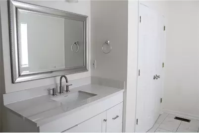 3755 Fern Creek Drive, Flowery Branch, GA 30542 - Photo 10