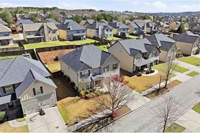 1112 Deadwood Trail, Loganville, GA 30052 - Photo 8