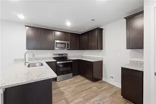 4855 Station Ln, Union City, GA 30349 - Photo 10