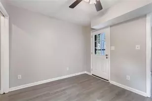 2803 Old S Dr, Jonesboro, GA 30236 - Photo 8