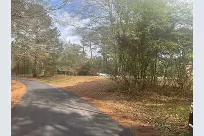 8615 Smith James Road, Snellville, GA 30039 - Photo 28