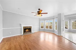 855 River Overlook Dr, Lawrenceville, GA 30043 - Photo 8