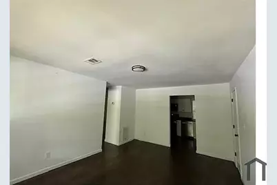 1610 Line Circle #4, Decatur, GA 30032 - Photo 4