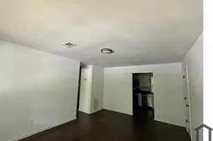 1610 Line Cir, Decatur, GA 30032 - Photo 4