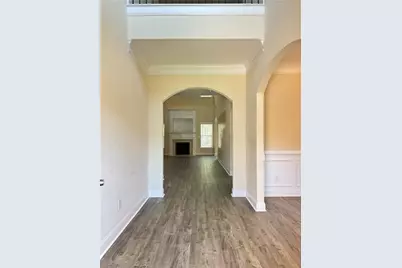 632 Scenic Creek Drive, Lawrenceville, GA 30046 - Photo 2