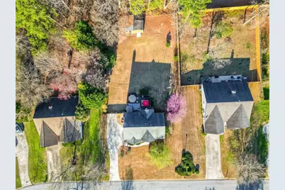 3520 Lochmill Drive, Loganville, GA 30052 - Photo 4