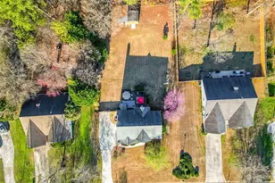 3520 Lochmill Dr, Loganville, GA 30052 - Photo 4