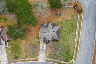 679 Michael Cir, Monroe, GA 30655 - Photo 4