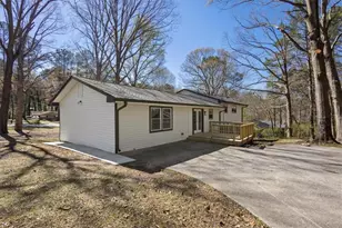 2166 Chestnut Pl, Lithia Springs, GA 30122 - Photo 32