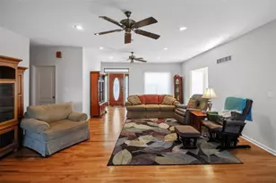397 Sandhill Hickory Level Rd, Carrollton, GA 30116 - Photo 10