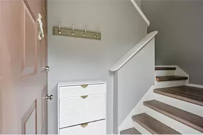 703 Cumberland Court, Smyrna, GA 30080 - Photo 2