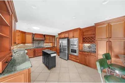 3240 Chimney Point Drive, Cumming, GA 30041 - Photo 10