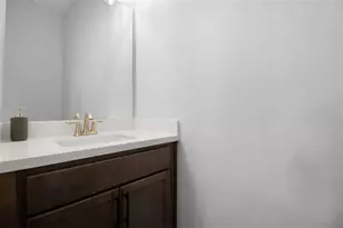 2443 Sycamore Rd, Atlanta, GA 30318 - Photo 12