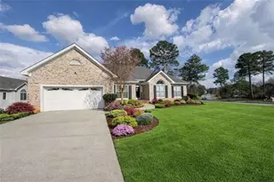 9726 Washington Cir, Jonesboro, GA 30238 - Photo 1