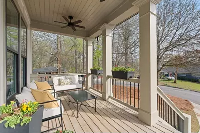 2090 Claude Street NW, Atlanta, GA 30318 - Photo 8