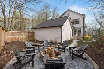 2090 Claude Street NW, Atlanta, GA 30318 - Photo 26