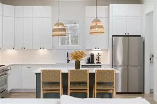 2090 Claude St NW, Atlanta, GA 30318 - Photo 42