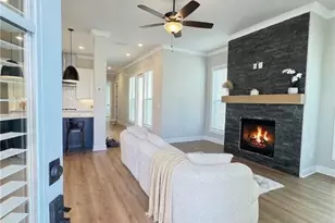 1562 Harvest Park Ln, Suwanee, GA 30024 - Photo 8