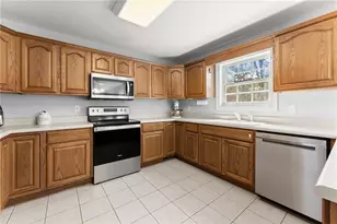 3710 Pebble Creek Point, Gainesville, GA 30506 - Photo 10