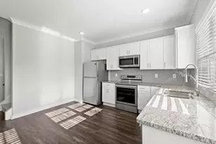 2017 Ocean Dr, Atlanta, GA 30318 - Photo 8