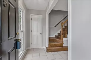 1490 Grayland Hills Dr, Lawrenceville, GA 30046 - Photo 4