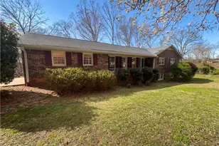 6439 Shore Dr, Douglasville, GA 30135 - Photo 1