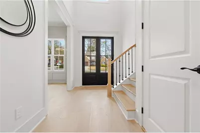 318 Vinings Walk NW, Gainesville, GA 30501 - Photo 4