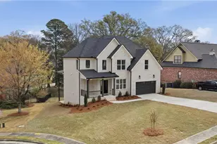 318 Vinings Walk NW, Gainesville, GA 30501 - Photo 2