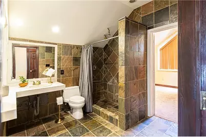 2201 Abby Lane NE, Atlanta, GA 30345 - Photo 32